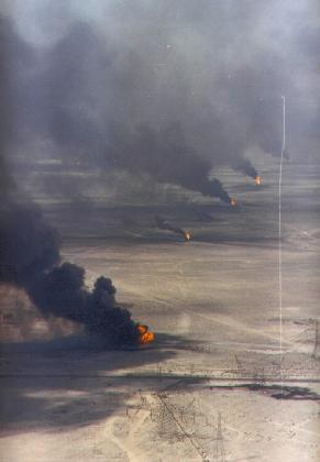 kuwaitoilfires2.jpg